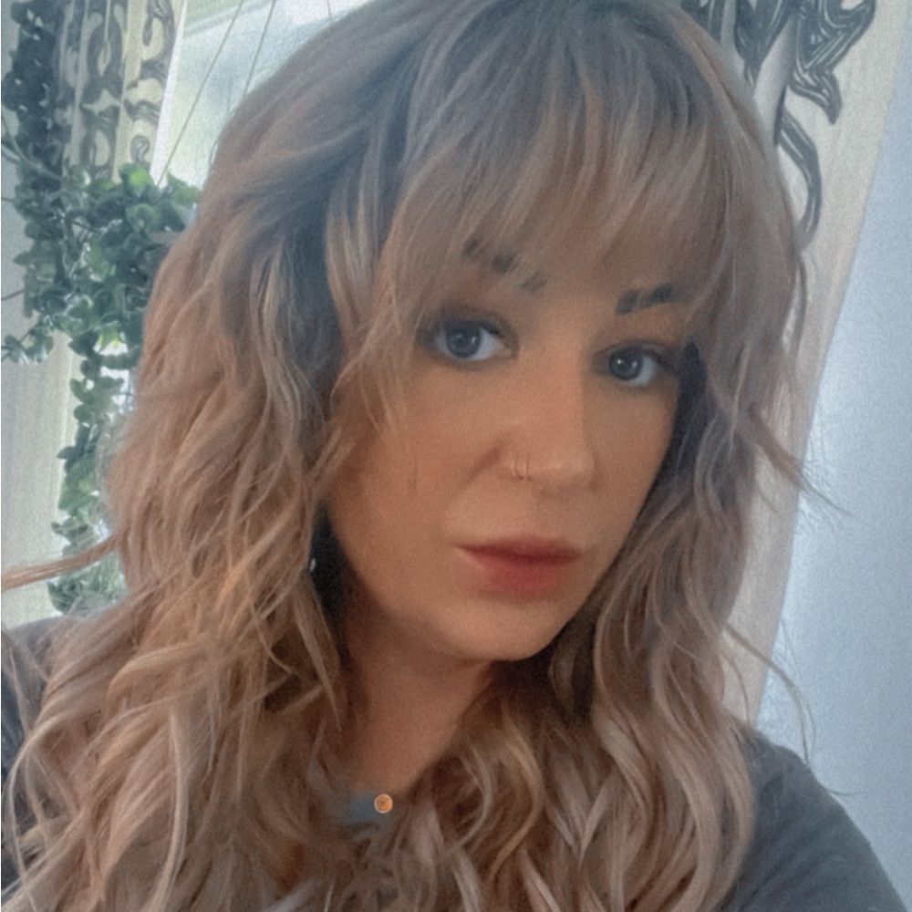 Meet your Posher, Rhiannon